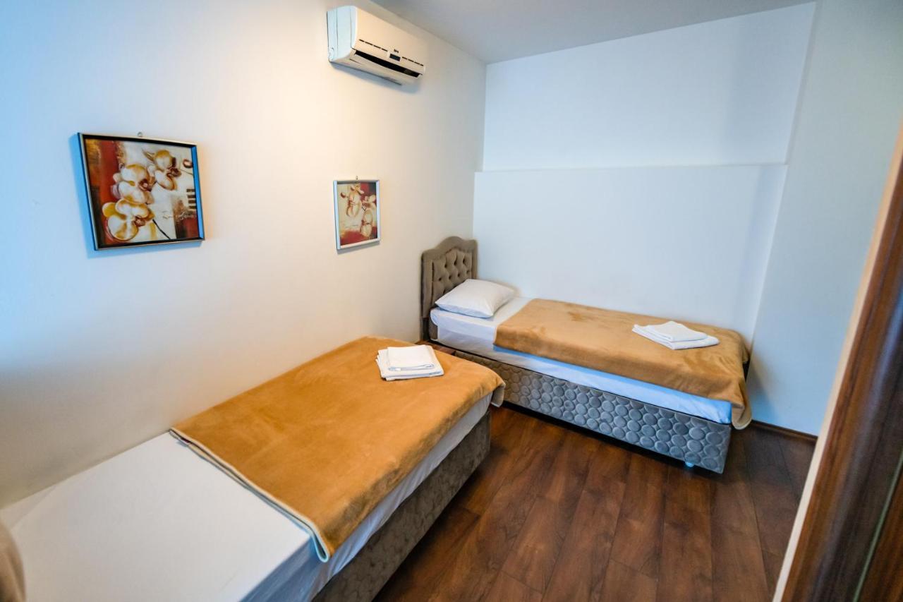 Hotel Oasis Gnojnice Buitenkant foto